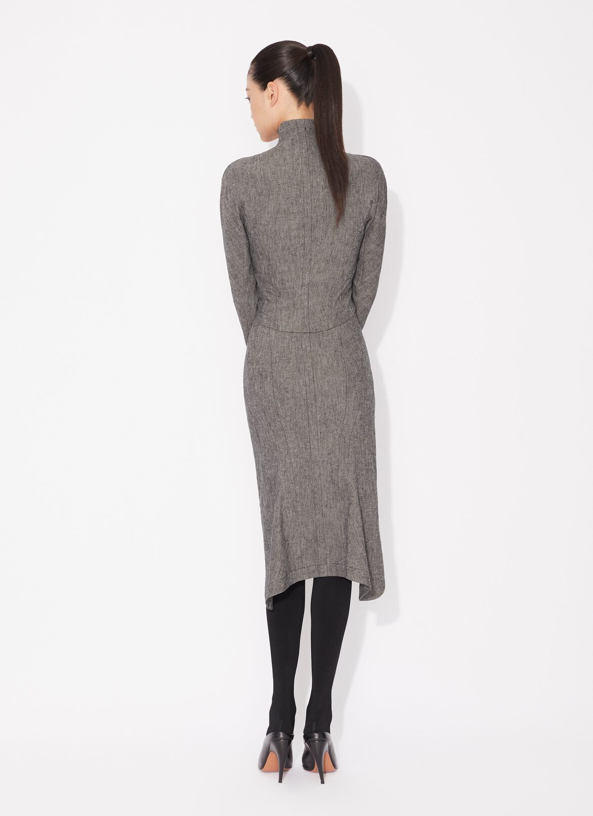 CHAQUETA CORTA DE CUELLO ALTO ALAÏA GRIS CHAQUETA CORTA DE CUELLO ALTO